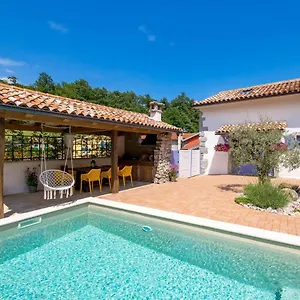 https://holiday-home-villa-antonio.in-istria.net