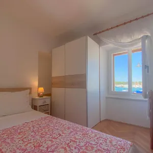 https://demark-rooms.in-istria.net